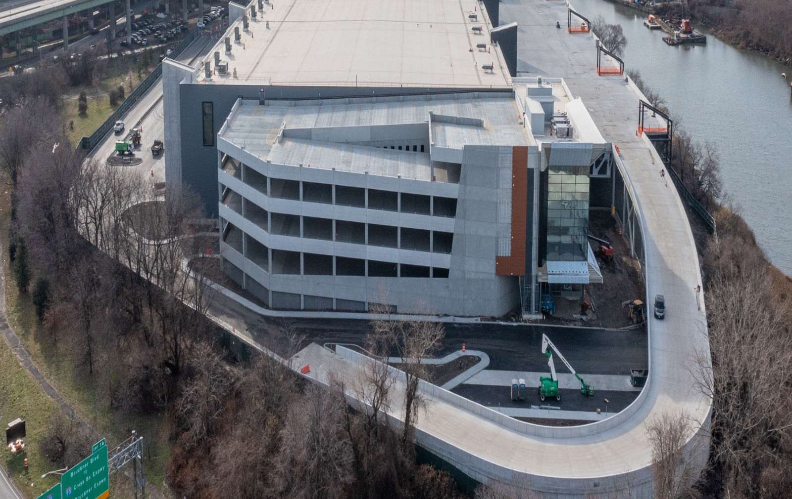 Urban Industrial Facility in The Bronx